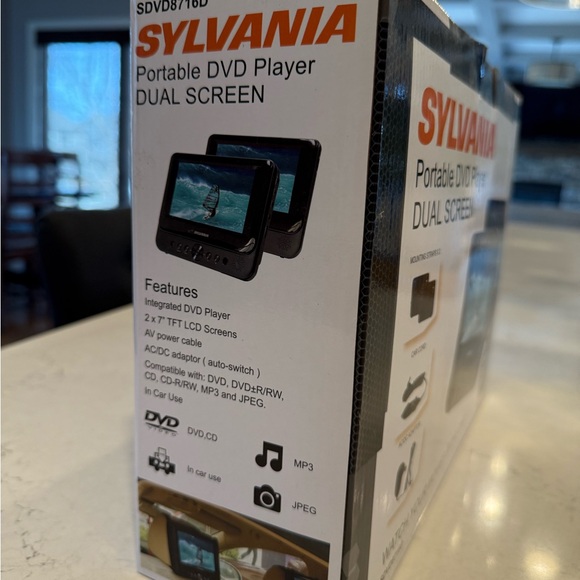 Black Dual Screen Portable DVD Player - Picture 2 of 3